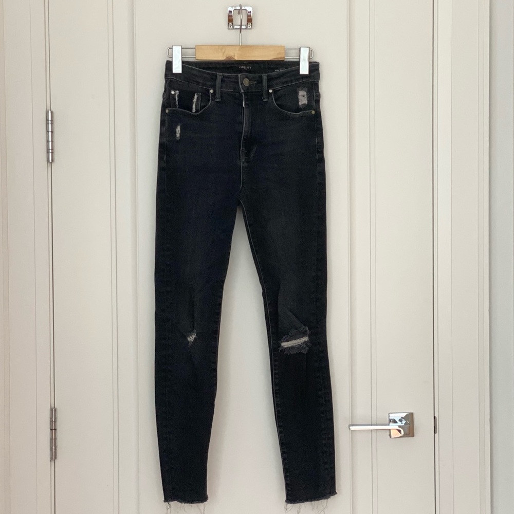 Fidelity Denim Luna Ultra High-Rise in Jet Black size 24